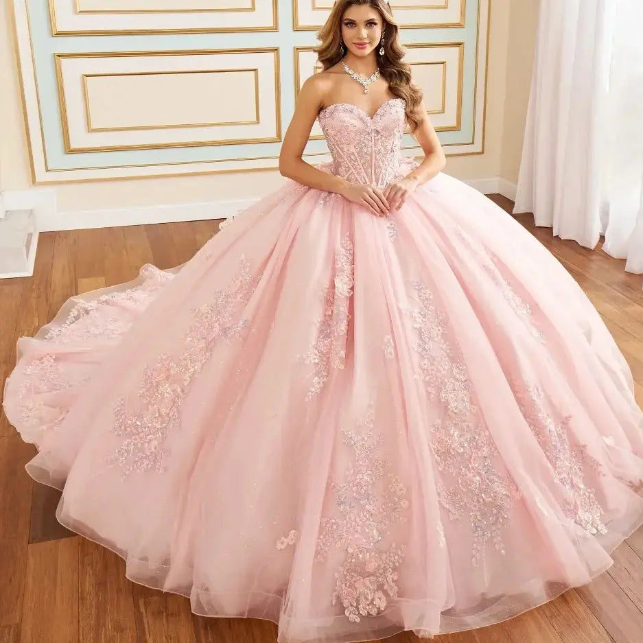 Vestido de Quinceañera con Lazo