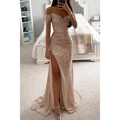 Vestido de Gala Brillante con Hombros Caídos