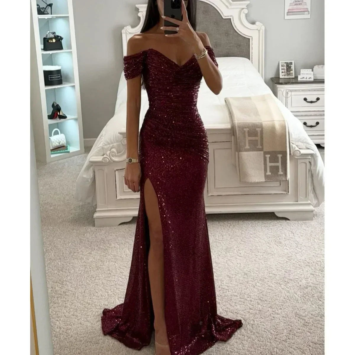 Vestido de Gala Brillante con Hombros Caídos