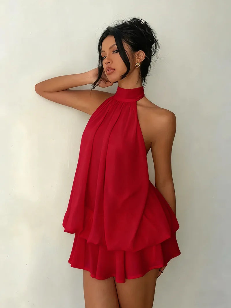 Vestido Corto de Cuello Halter con caída