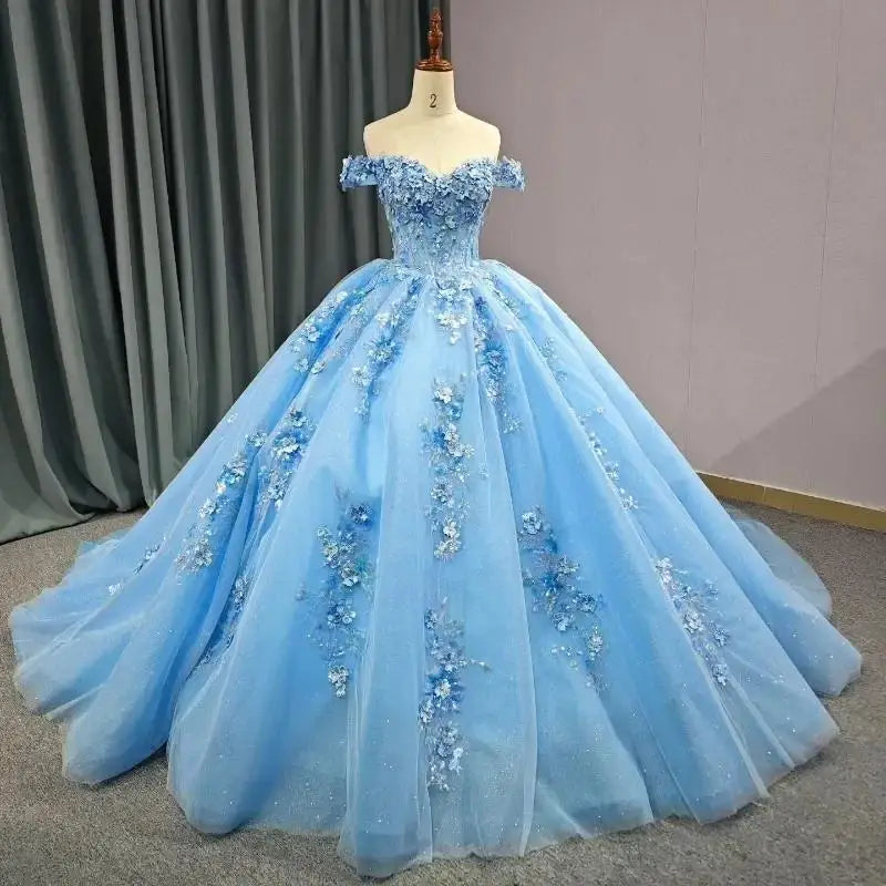 Vestido de Quinceañera con Hombros Descubiertos
